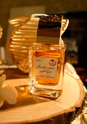 Fragrantica image 2