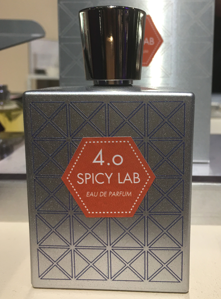 Fragrantica image 2