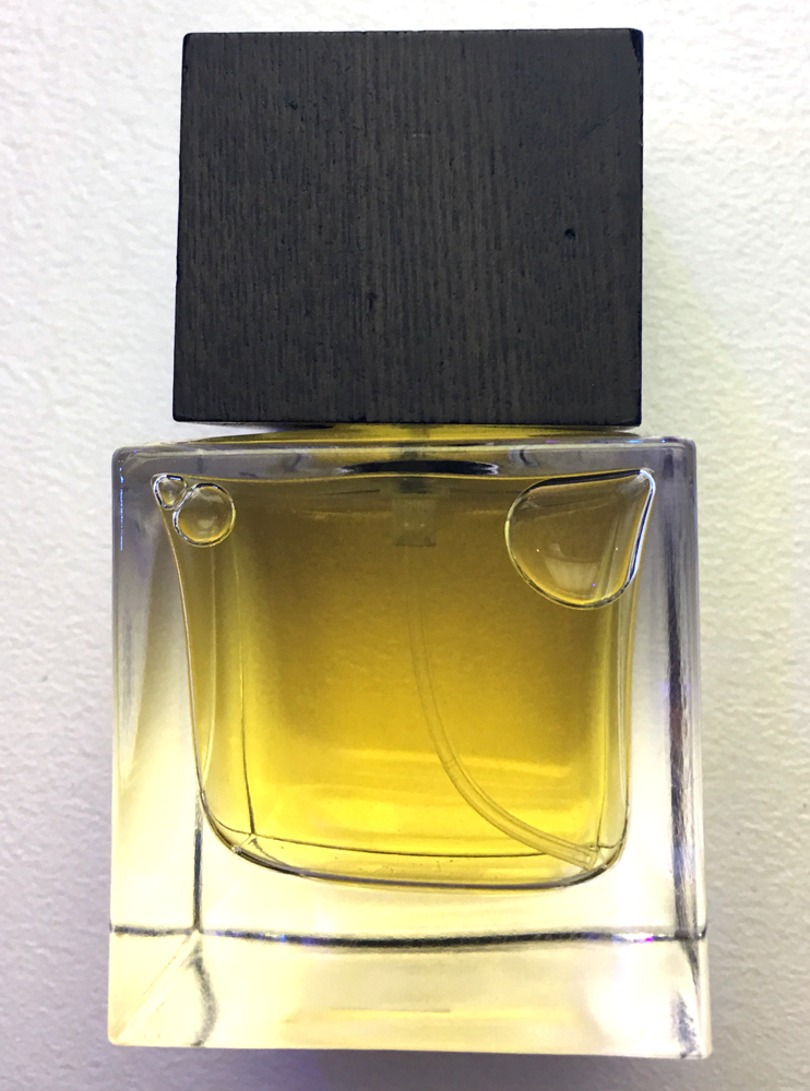 Fragrantica image 2