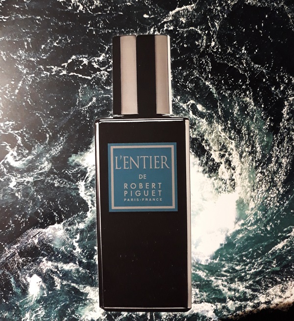 Fragrantica image 2