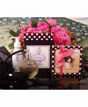 Fragrantica image 2