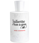 Miss Charming Juliette Has A Gun