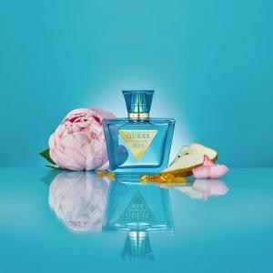 Seductive Blue Guess perfume - a new fragrance for women 2023