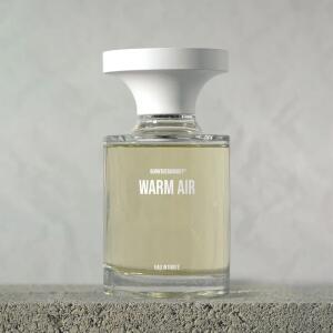 Warm Air BORNTOSTANDOUT® perfume - a novo fragrância