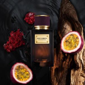 Velvet Passion Oud Dolce&Gabbana 香水- 一款2025年新的中性香水