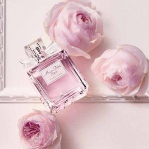Miss Dior Cherie Blooming Bouquet 2011 Dior perfume - a fragrance 