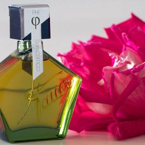 Phi une rose 2024 de kandahar tauer perfumes