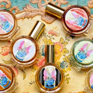  The Sage Lifestyle AMBER Gemstone Roll-On Perfume Oil (1/8 Oz)  - Travel Perfume, Vegan Perfume Oil - Feel Subtle Hint of Labdanum,  Tunisian Amber, Musk & Vanilla : Everything Else