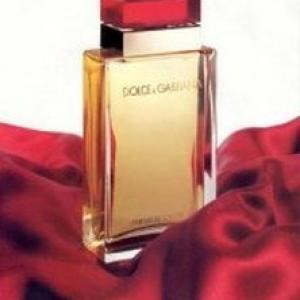 d and g perfume red