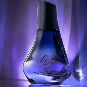 Luna Valentia Natura perfume - a fragrance for women 2021