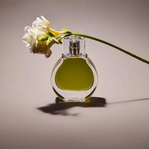 Olive KKW Fragrance perfume - a fragrance for women and men 2021