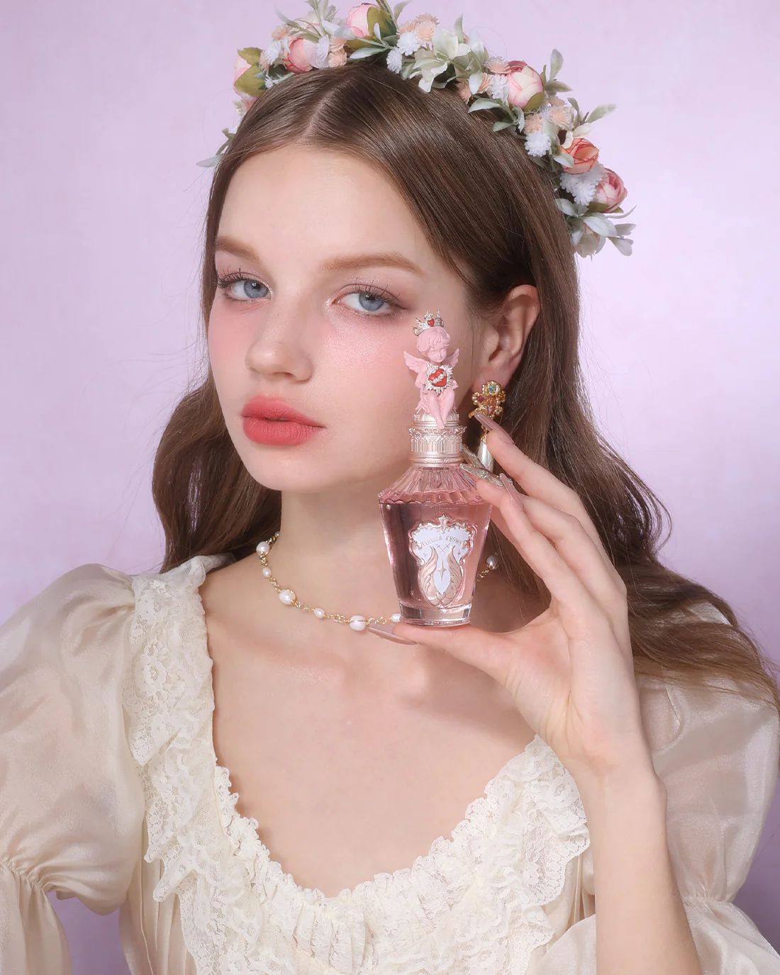 maria-s-anthem-flower-knows-parfum-un-nouveau-parfum-pour-femme-2024