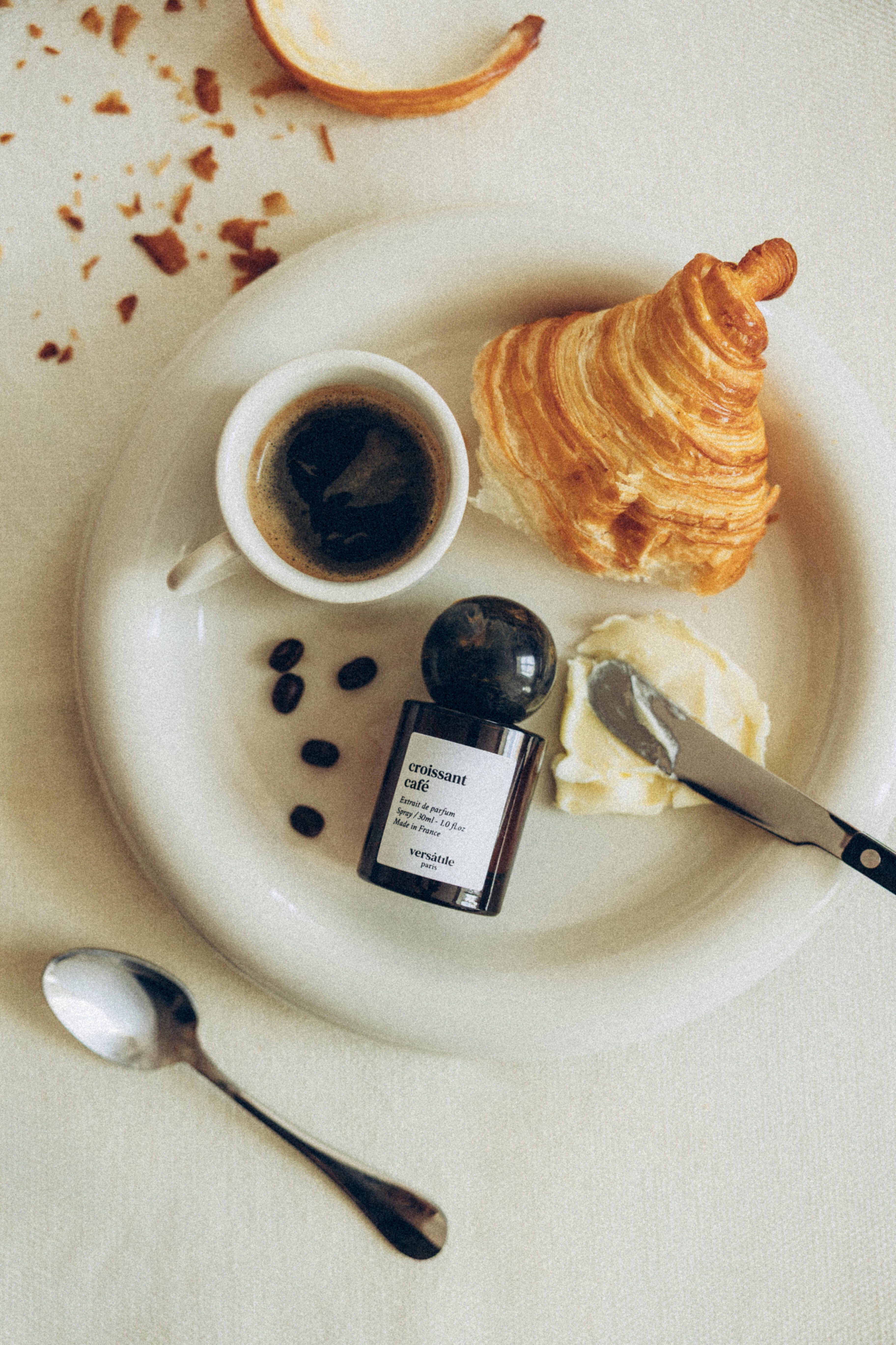 Croissant Café Extrait de Parfum Versatile Paris perfume - a new