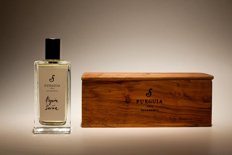 Alguien Sueña Fueguia 1833 香水 - 2010年のユニセックス フレグランス