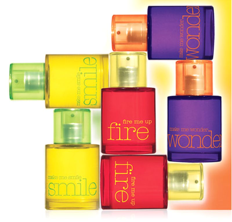 I make me fire. Духи Avon make me Wonder. Духи эйвон Файер. Avon Fire туалетная вода. Fire Avon me духи.