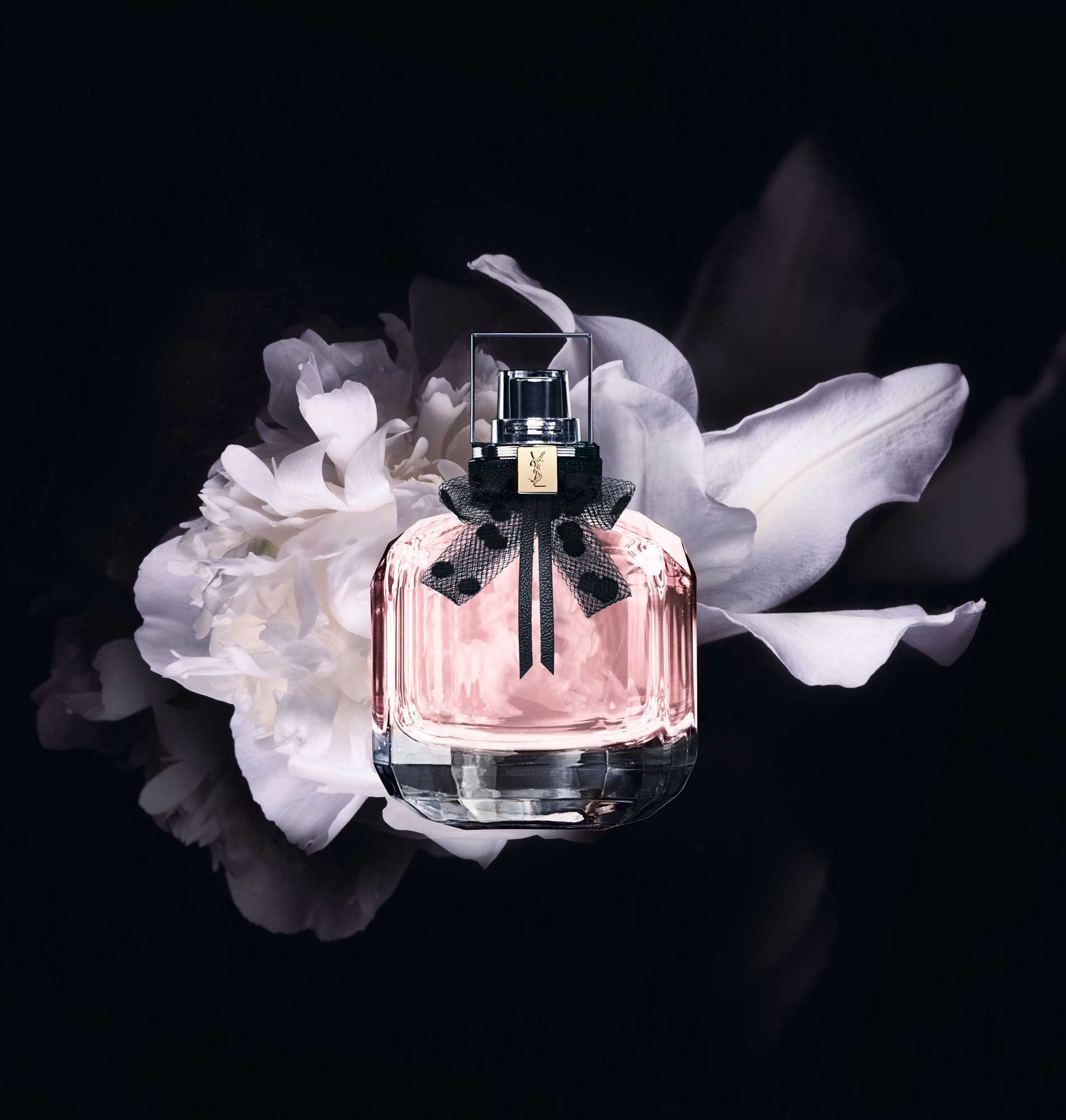 Mon Paris Eau de Toilette Yves Saint Laurent perfume - a fragrance for