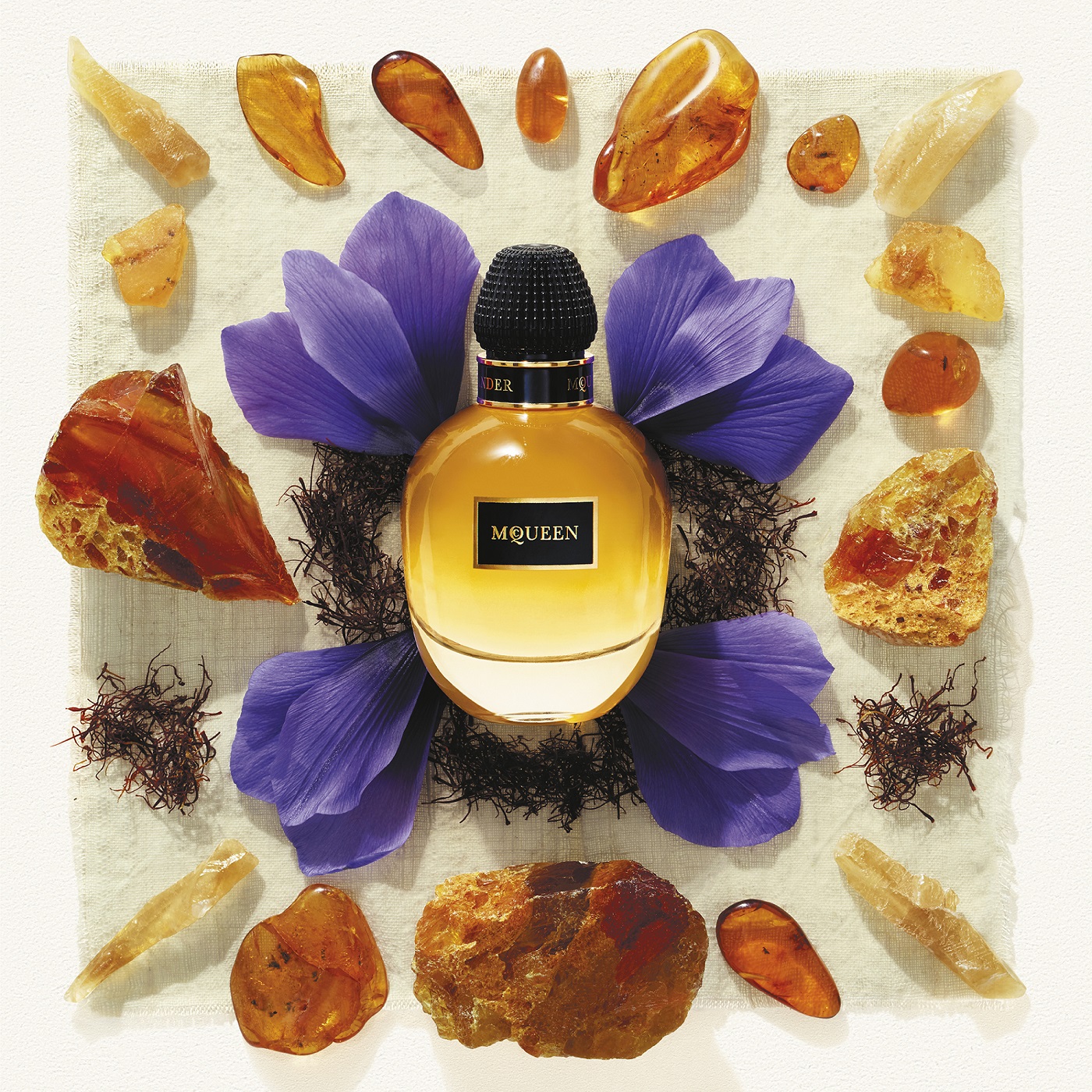 Alexander mcqueen 2025 amber garden