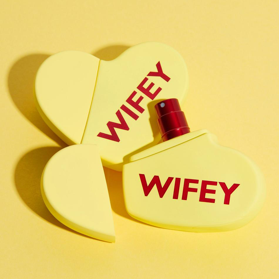 Wifey KKW Fragrance perfume a fragrance for women 2019