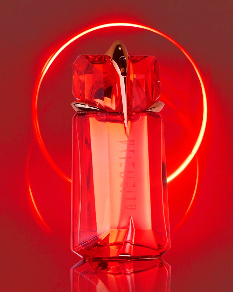 Alien Fusion Mugler perfume - a new fragrance for women 2019