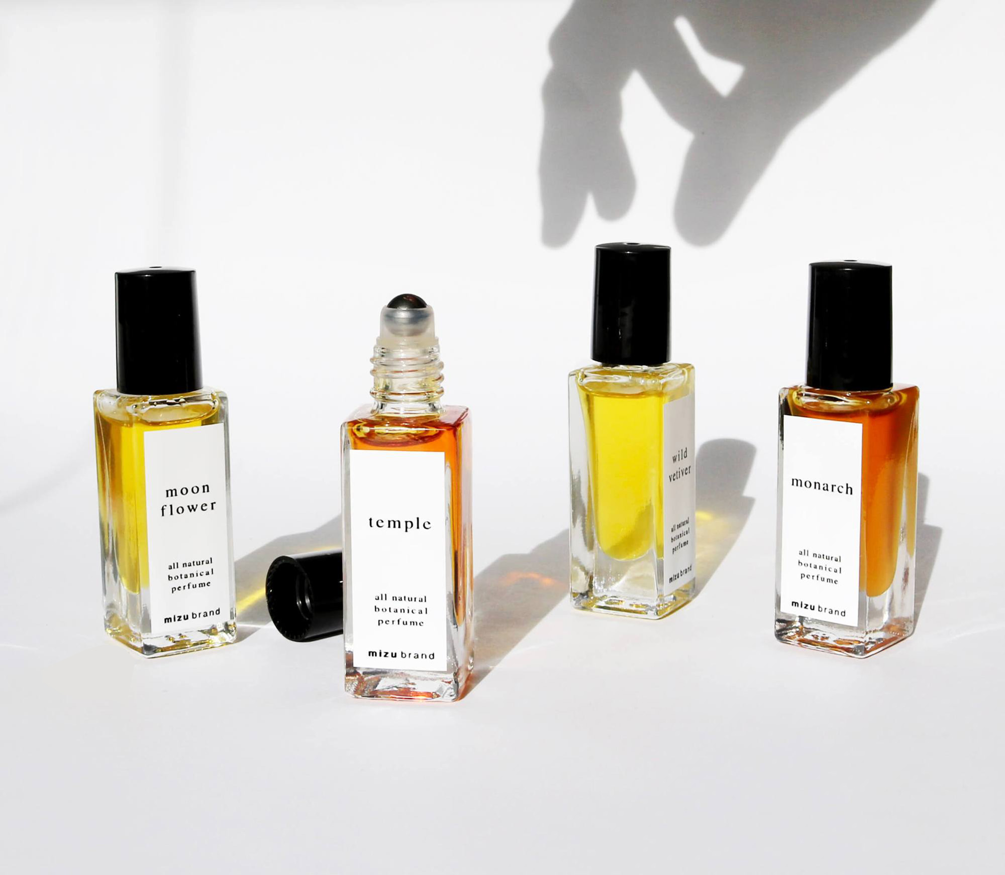 Monarch Mizu fragancia una fragancia para Hombres y Mujeres Monarch Mizu fragancia una fragancia para Hombres y Mujeres