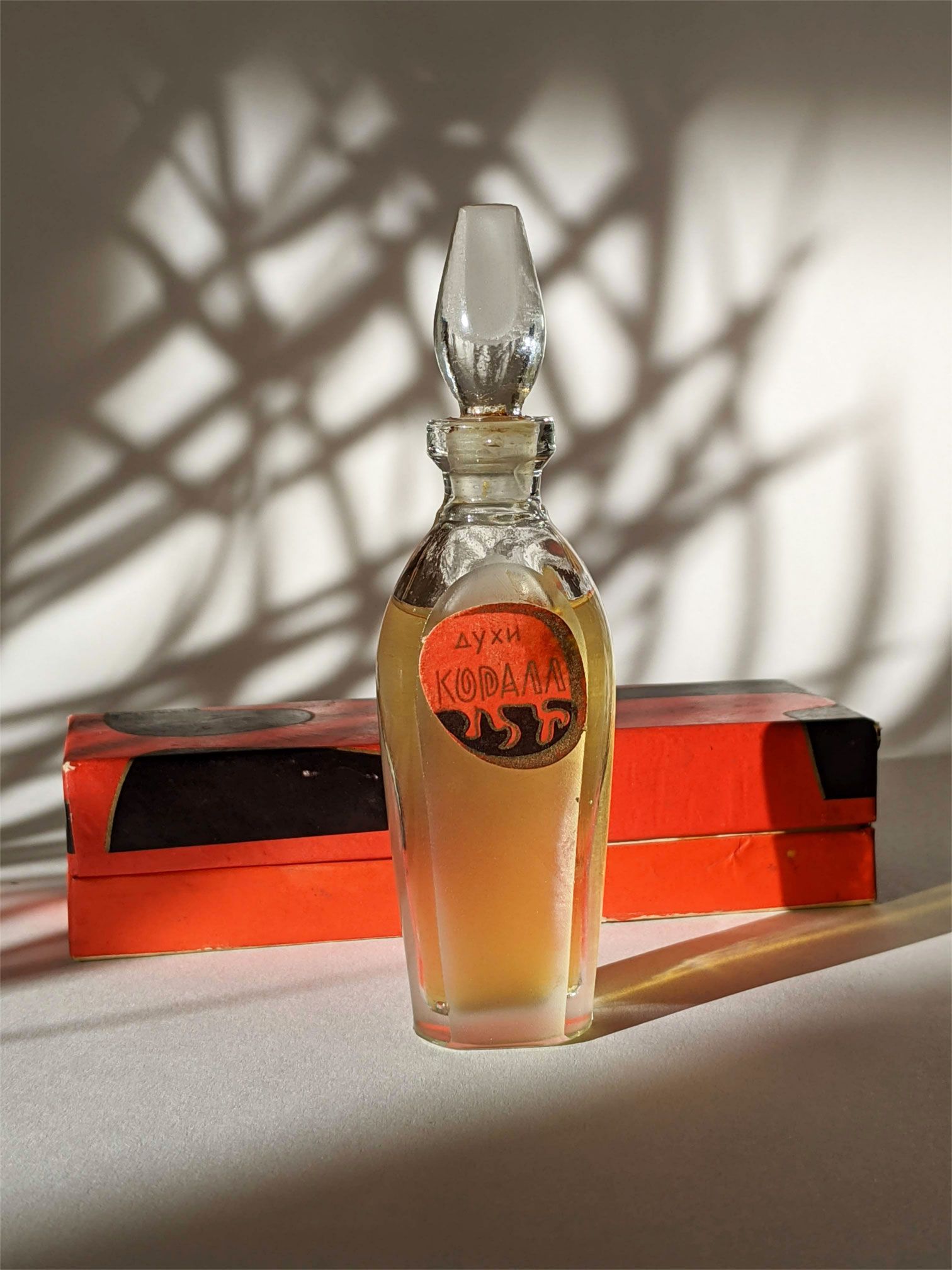 Коралл - Coral Red Carnation – Красная гвоздика perfume - a fragrance ...