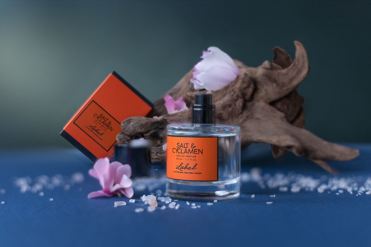 Salt & Cyclamen Label perfume - a fragrance for women and men 2020