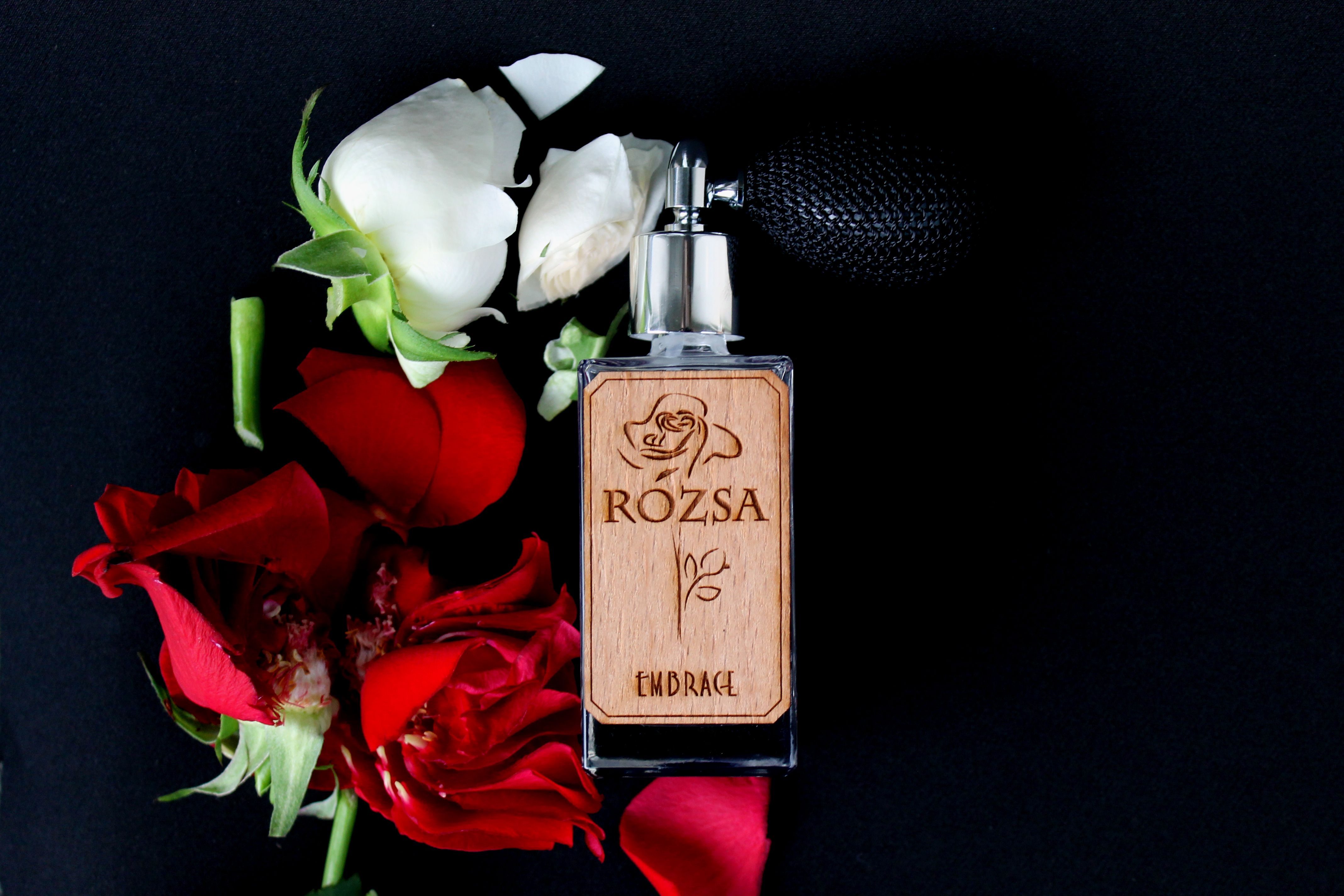 Rózsa Embrace Perfume perfume - a fragrance for women and men 2020