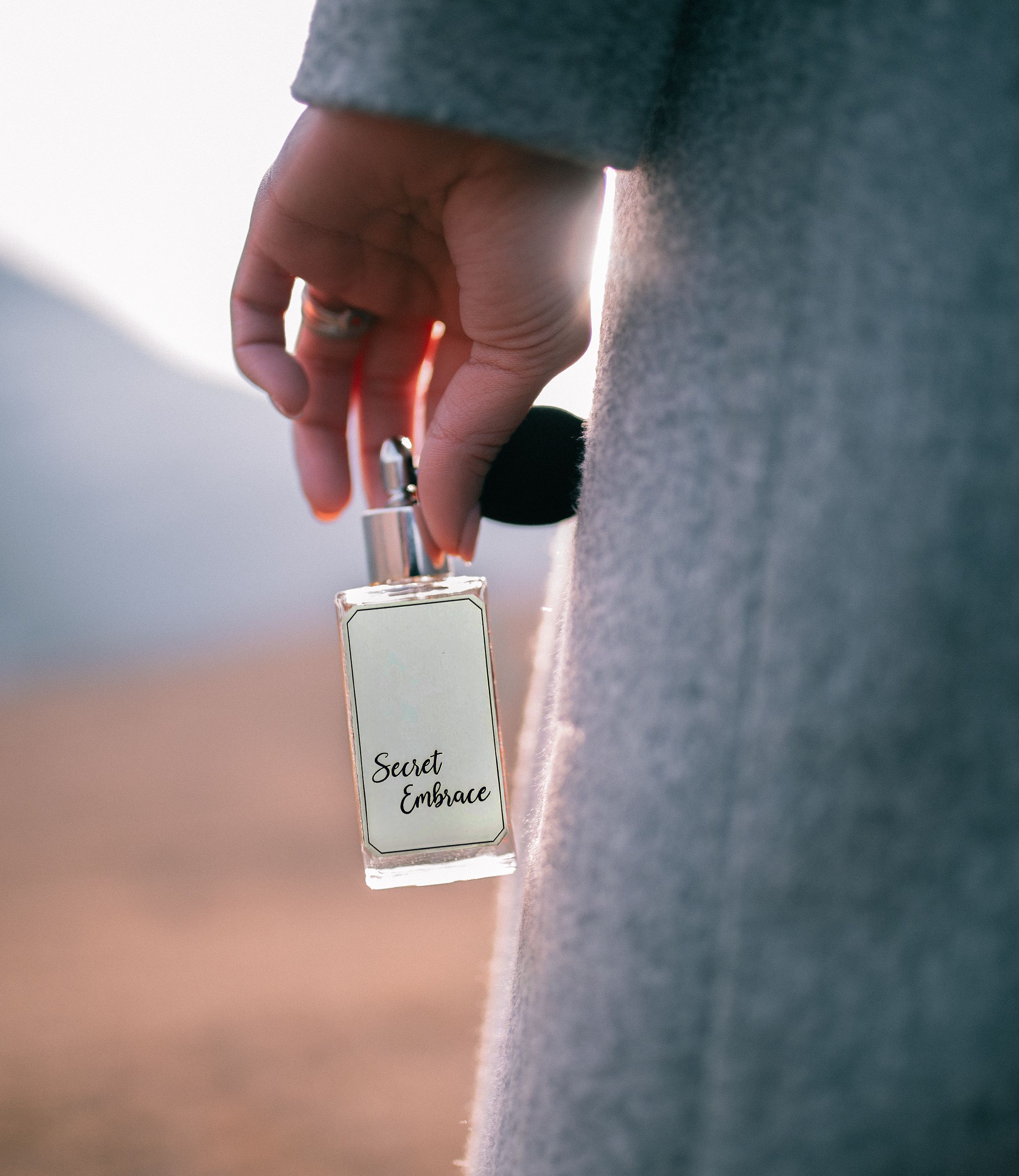 Secret Embrace Embrace Perfume perfume - a fragrance for women and men 2018