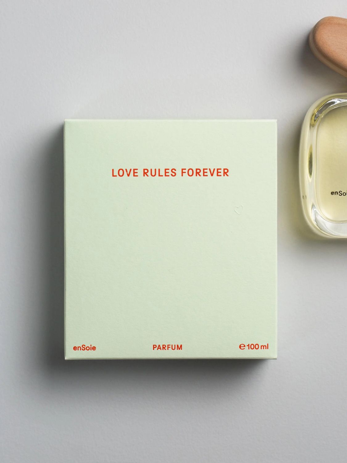 Love Rules Forever enSoie perfume a fragrance for women and men 2018