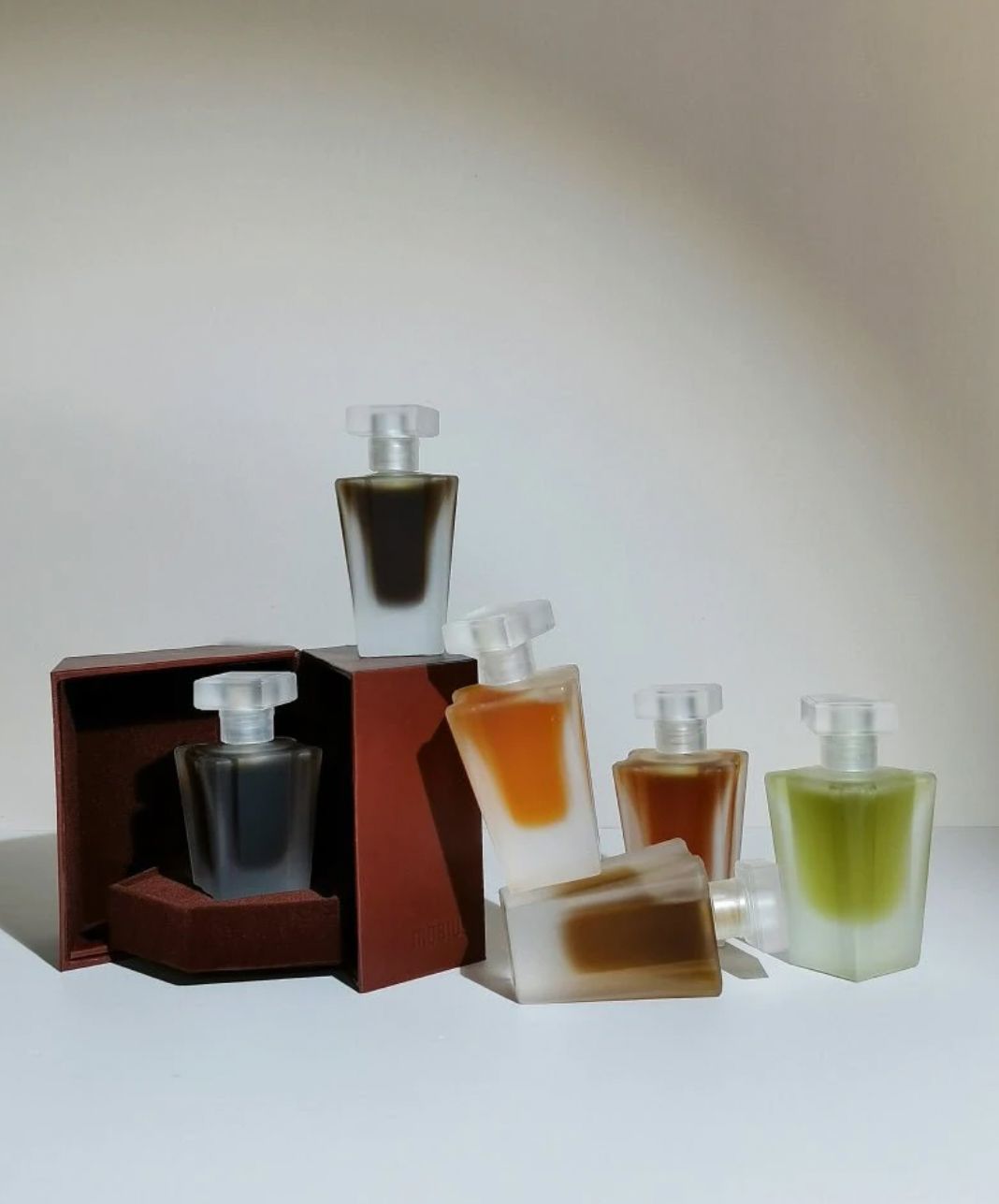 りんページです。perfume 3点 Eau Triple Eritrean Myrrh - Perfume - Officine Universelle