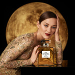 CHANEL No 5: Contemporary History in Faces