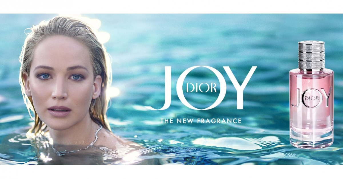 woman in joy dior commercial