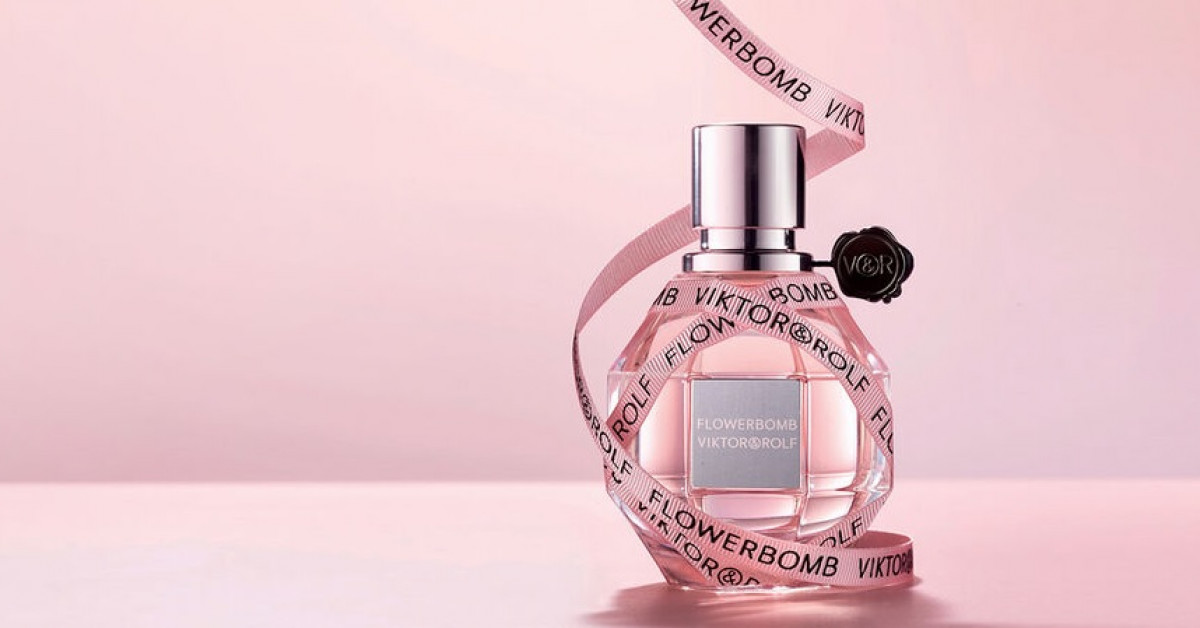 Viktor&Rolf Flowerbomb Bomblicious Review ~ Fragrance Reviews