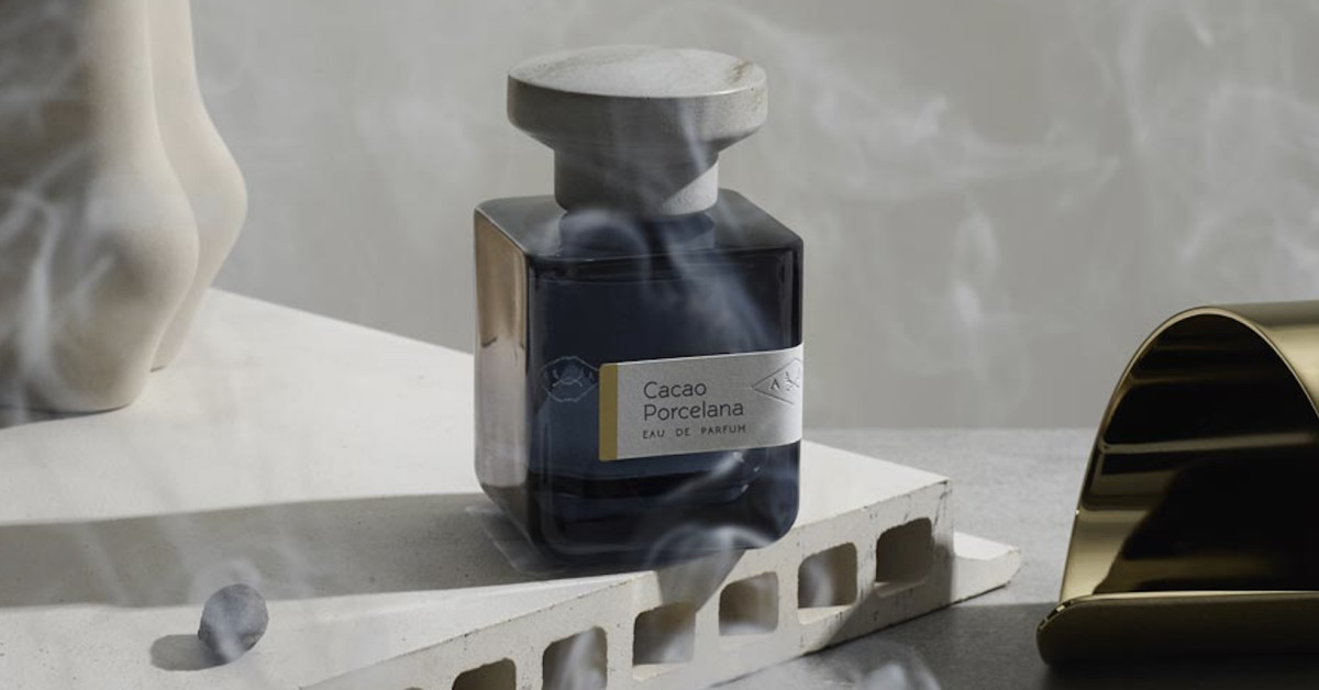 Cacao Porcelana Eau de Parfum by Atelier Materi | Luxury
