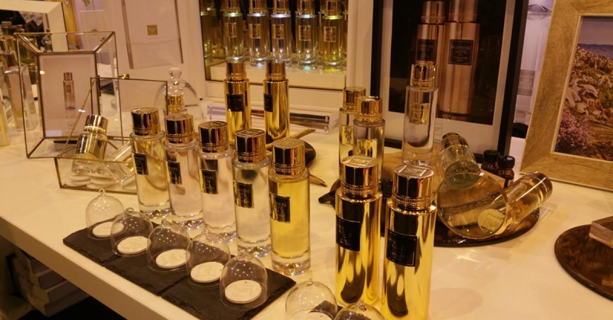 PREMIERE NOTE Ambre Kashmir and Himalayan Oud Art Books Events