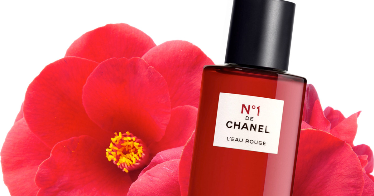 N°1 de Chanel L'Eau Rouge – Succo di Mirtillo Rosso e Una Vibe