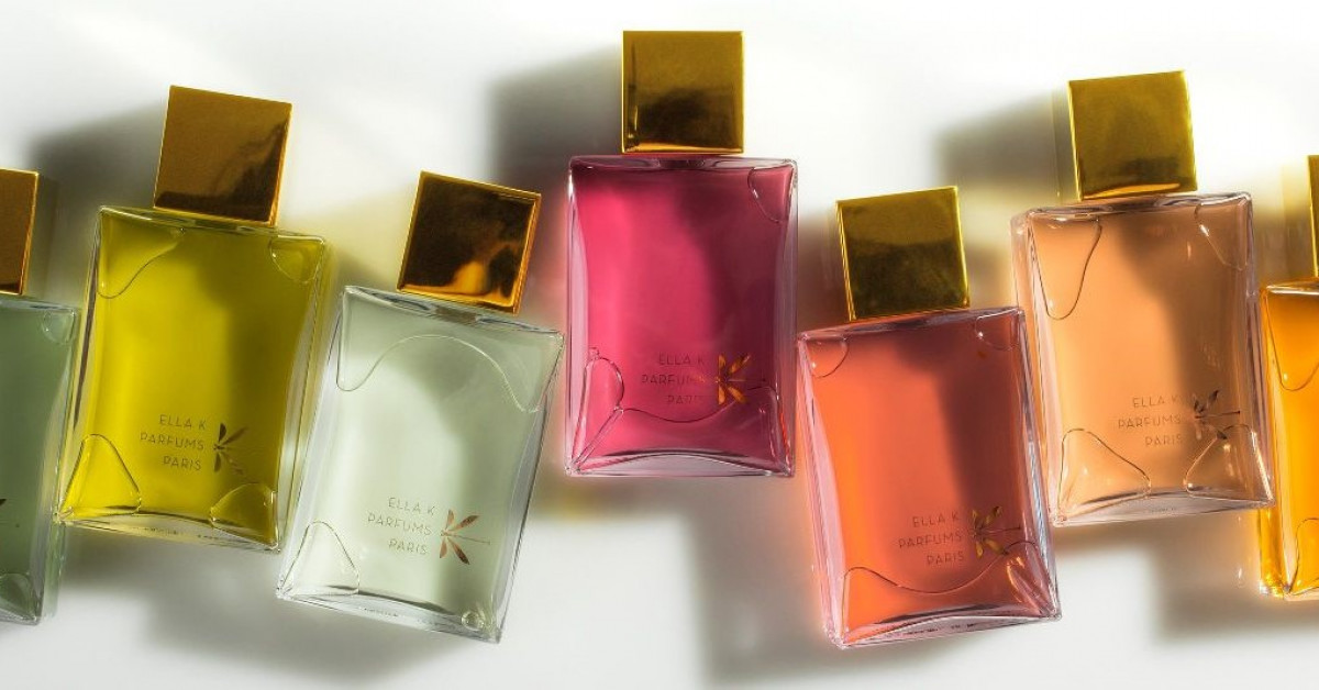 Ella k parfums camelia k. Poeme de sagano духи. Ella camelia духи. Ella k memoire de daisen. Reflet sur l'okavango ella k parfums.