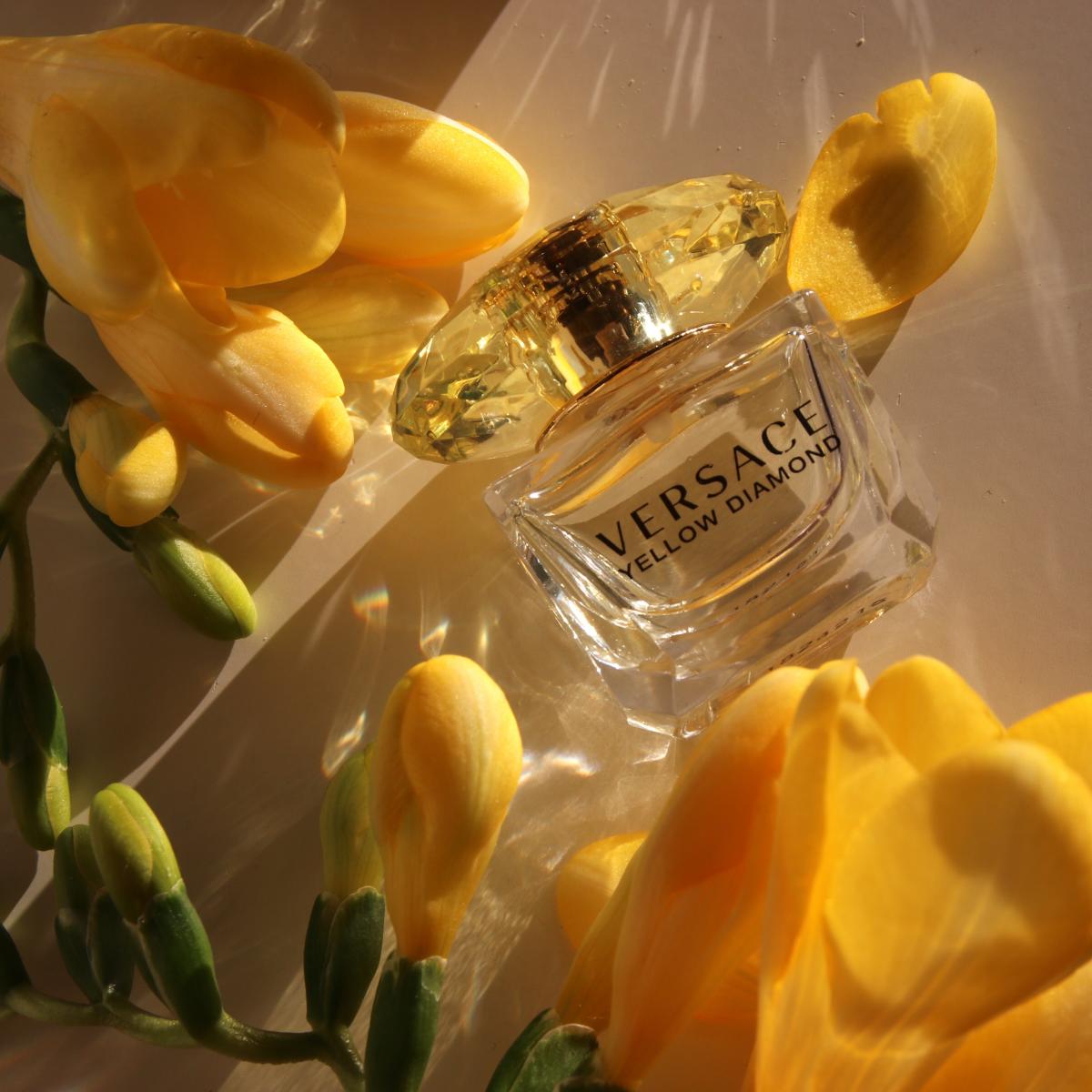 Yellow Diamond Versace Parfum - ein es Parfum für Frauen 2011