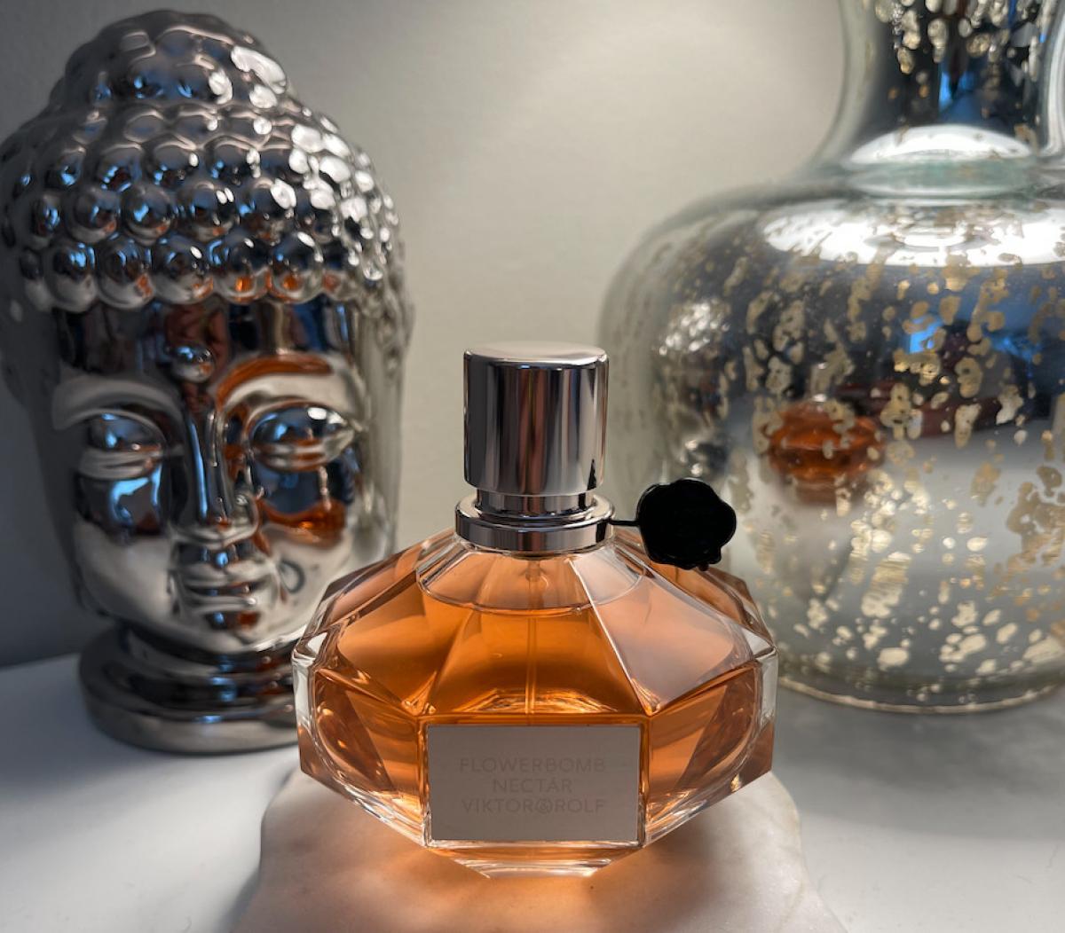 Flowerbomb Nectar Viktor&Rolf perfume - a fragrance for women 2018
