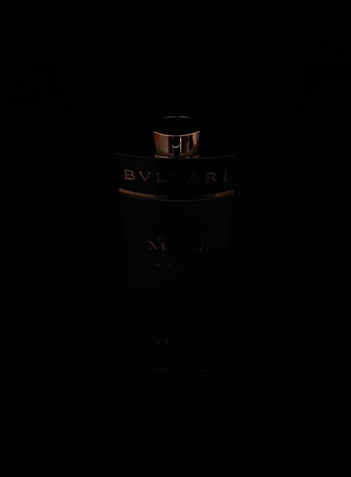 Bvlgari Man In Black Bvlgari Colonia - una fragancia para Hombres 2014