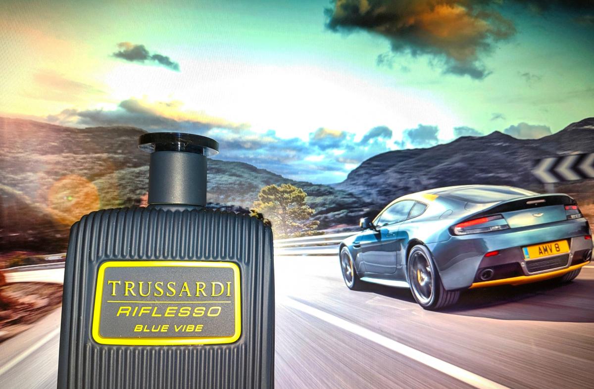Riflesso Blue Vibe Trussardi cologne - a fragrance for men 2019