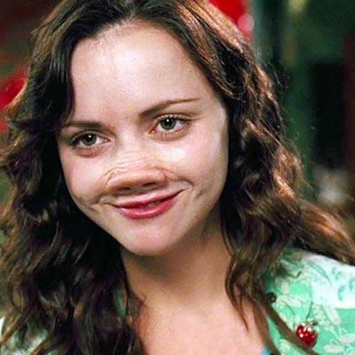 Пенелопа фото из фильма JamesPawn strong nose ... (191997)