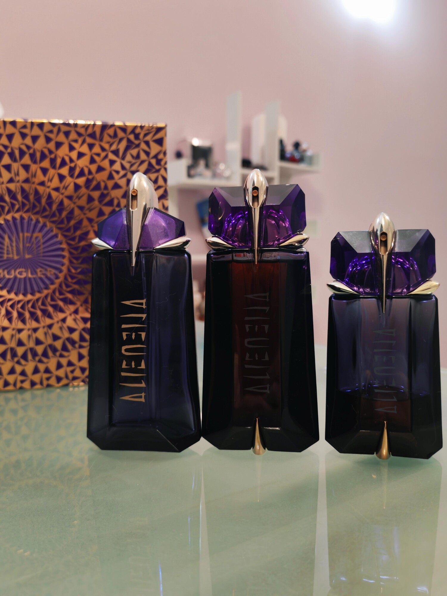 Alien Mugler perfume - a fragrance for women 2005