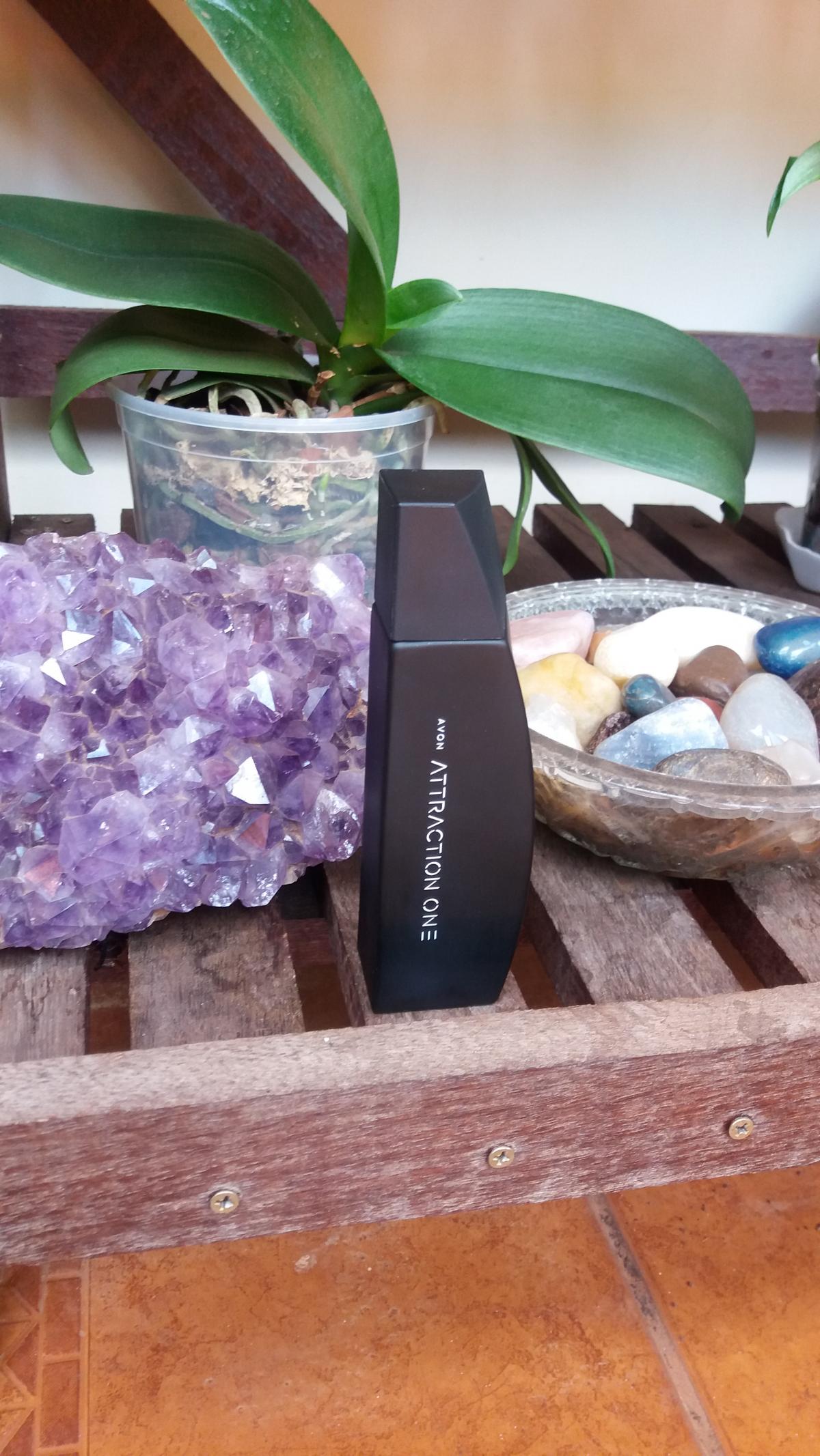 Attraction One Intense Avon аромат — аромат для мужчин и женщин 2020