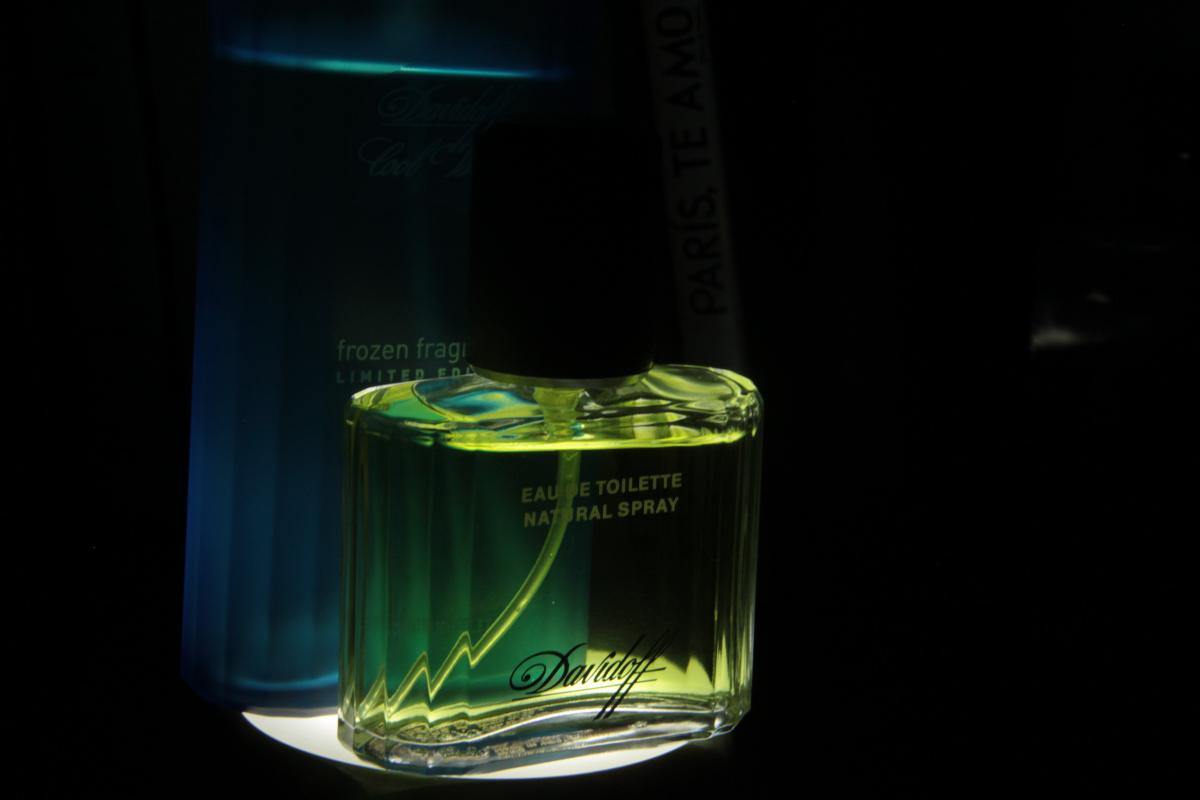 Cool Water Frozen Davidoff cologne - a fragrance for men 2004