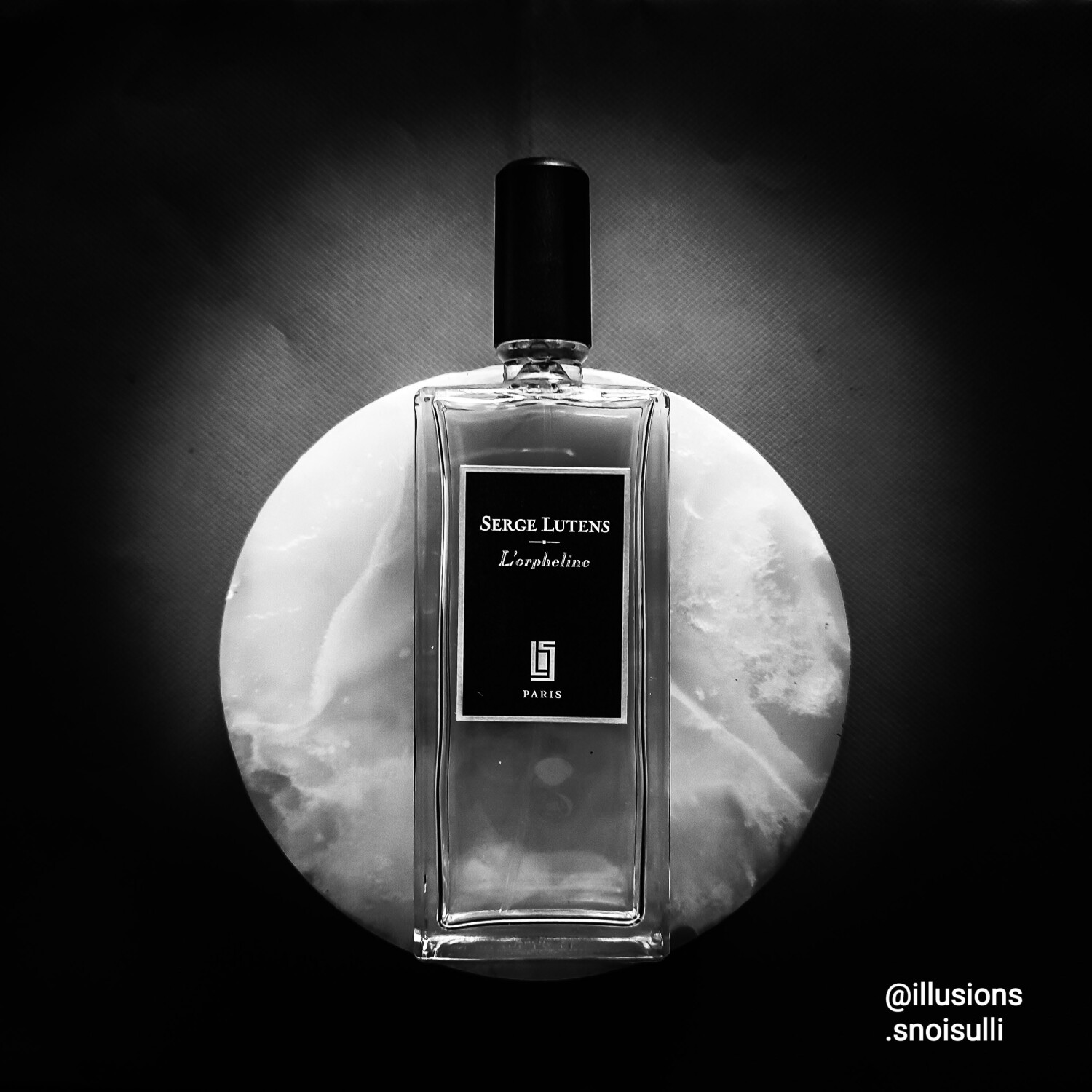 L'orpheline Serge Lutens perfume - a fragrance for women and men 2014