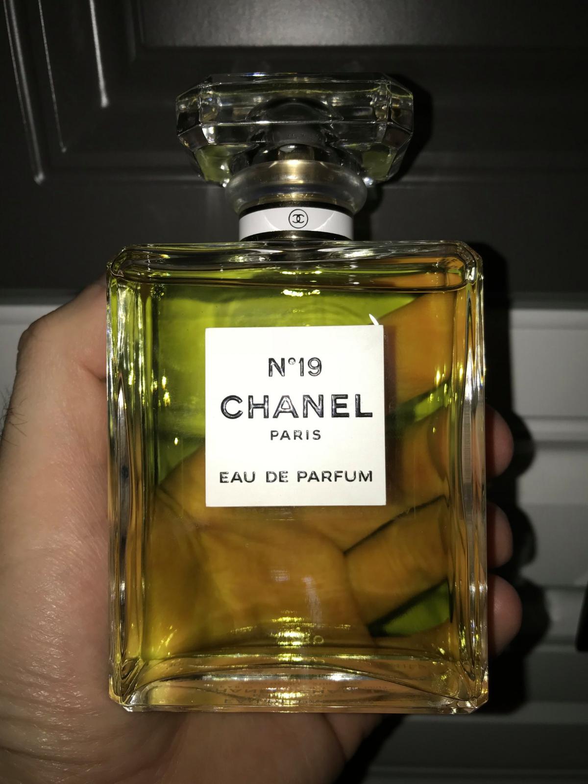 Chanel No 19 Eau de Parfum Chanel parfum - een geur voor dames