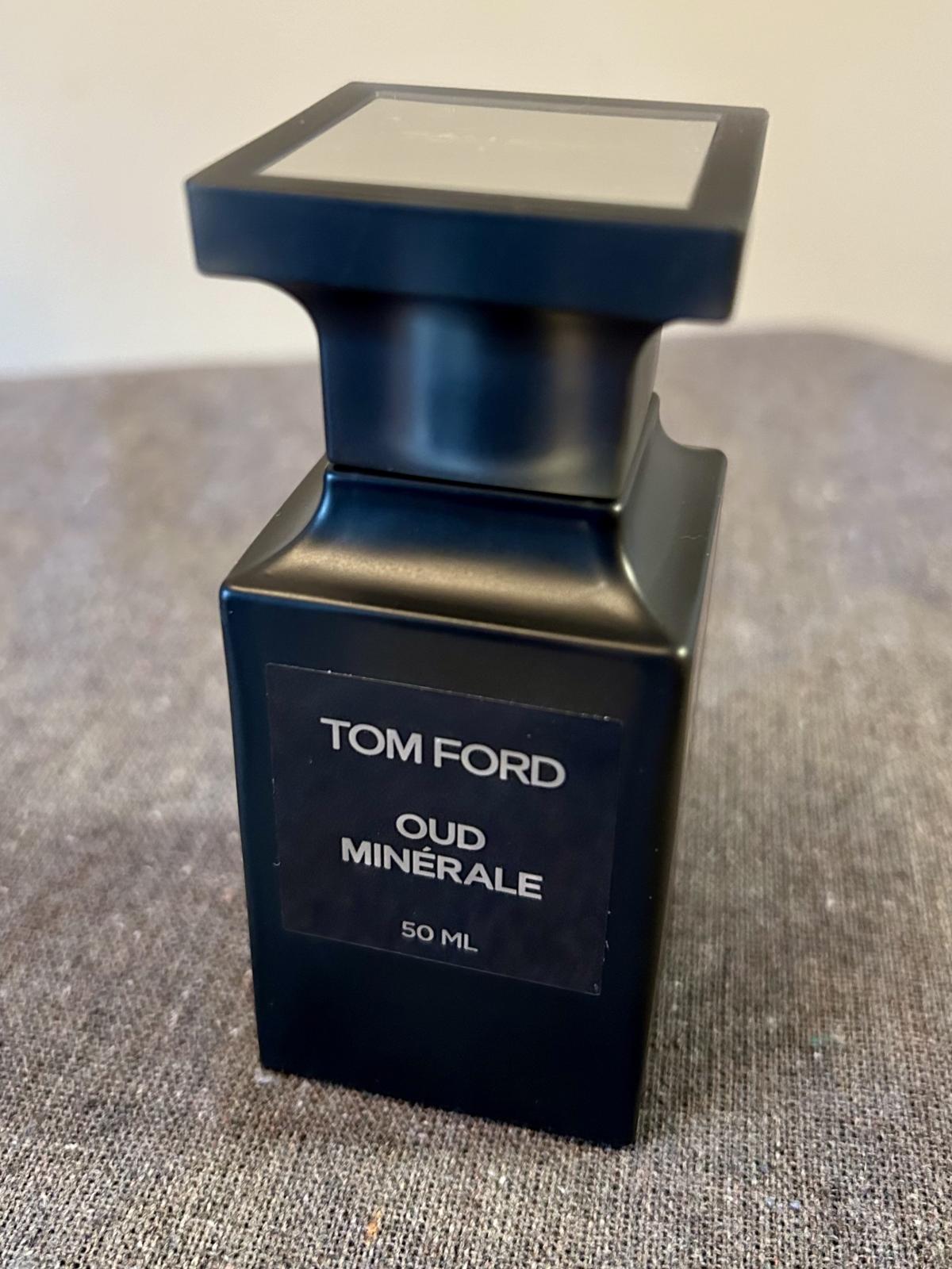 Oud Minérale Tom Ford perfume - a fragrance for women and men 2017