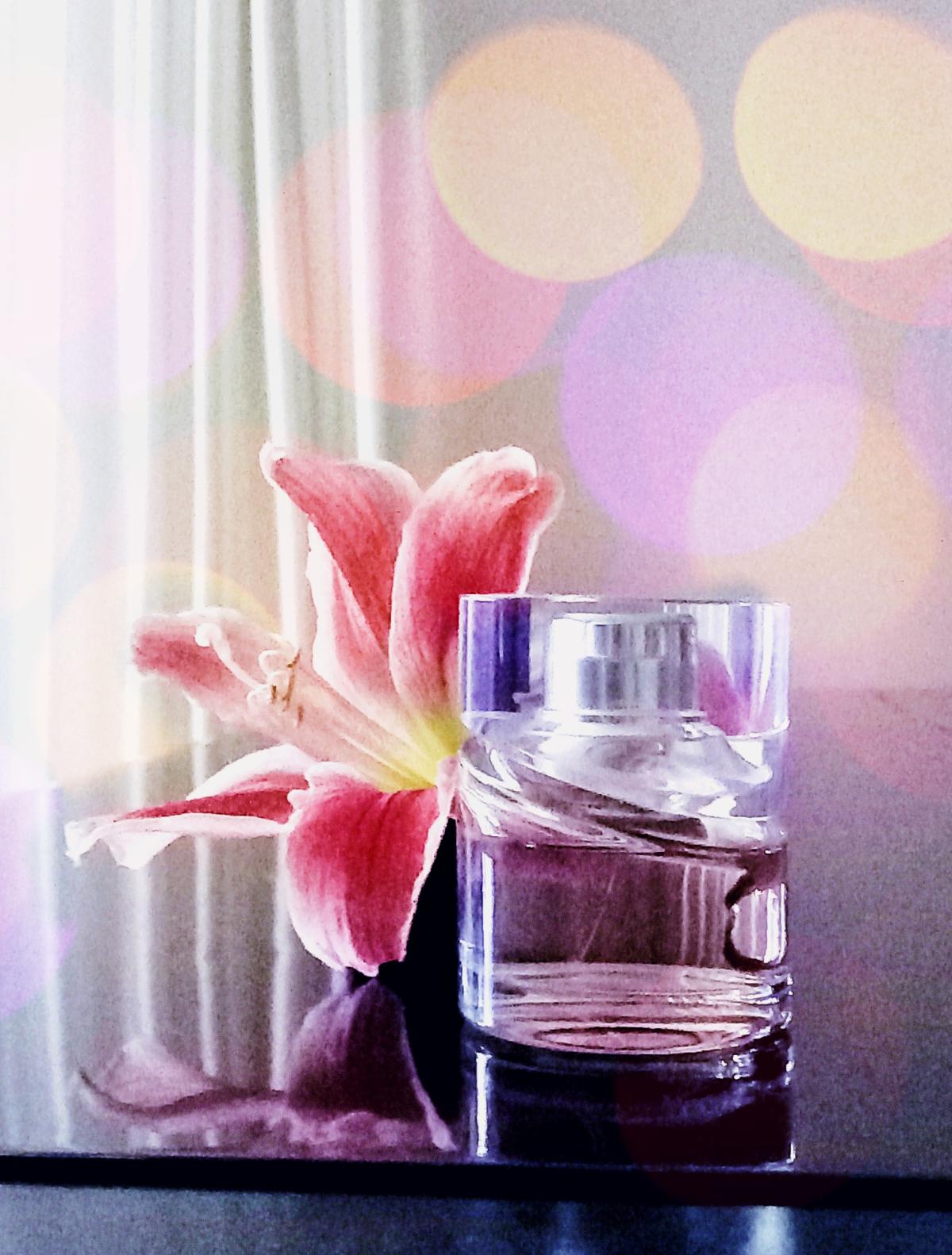 Femme Hugo Boss perfume - a fragrance for women 2006