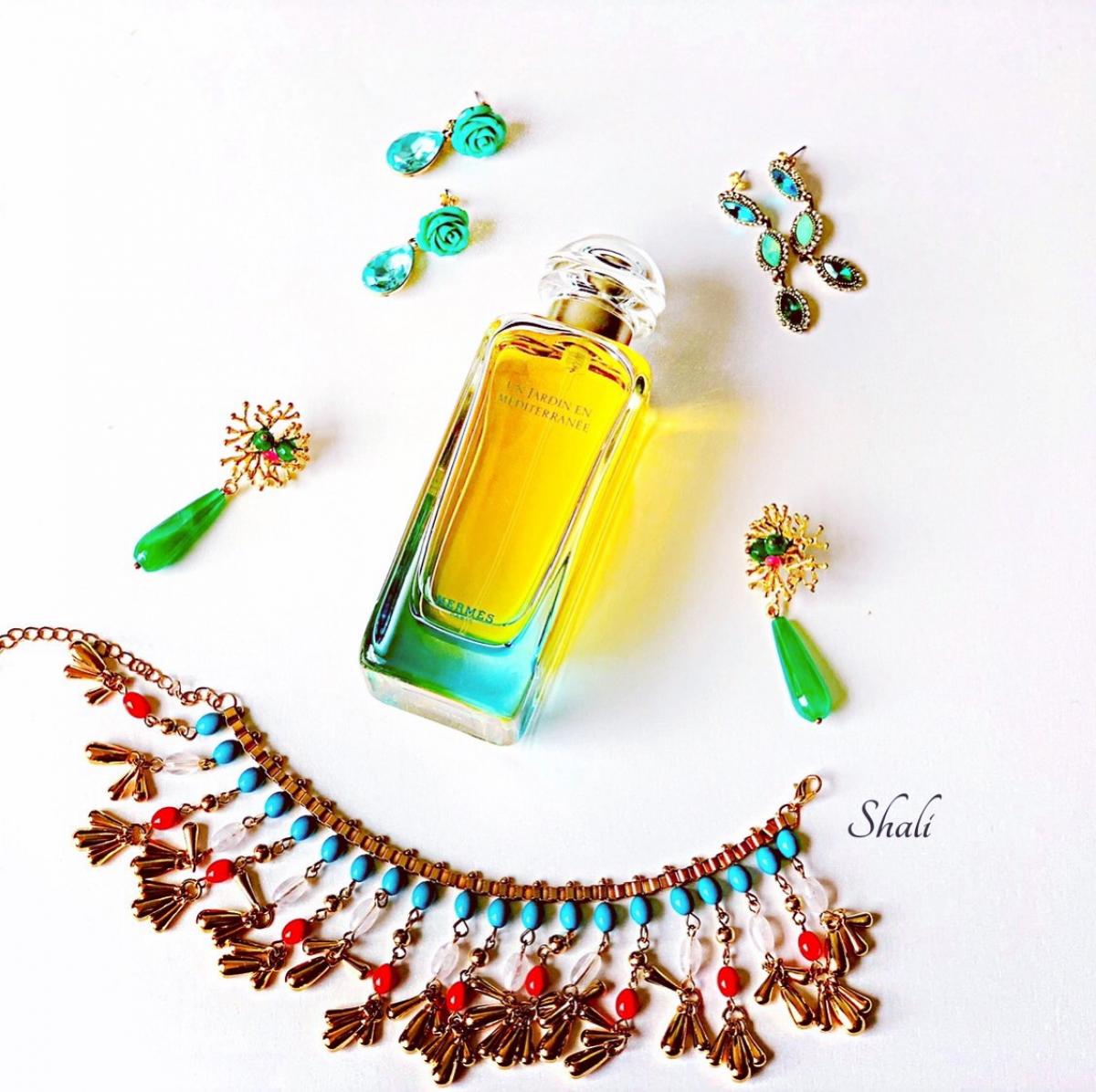 Un Jardin En Mediterranee Hermès perfume - a fragrância Compartilhável 2003